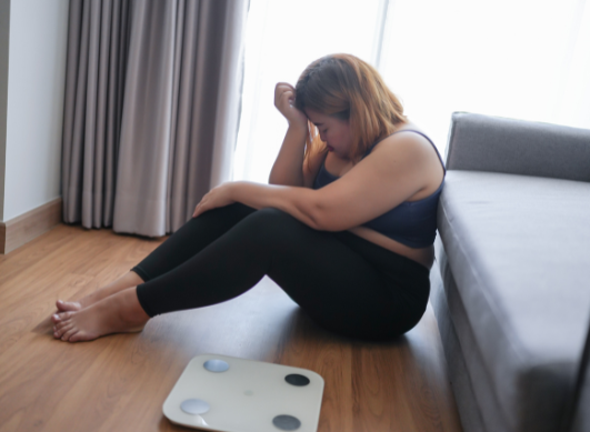 Pourquoi prend-on du poids même sans manger davantage ?