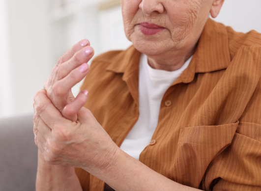 Arthrose : comment évolue la maladie au fil du temps ?