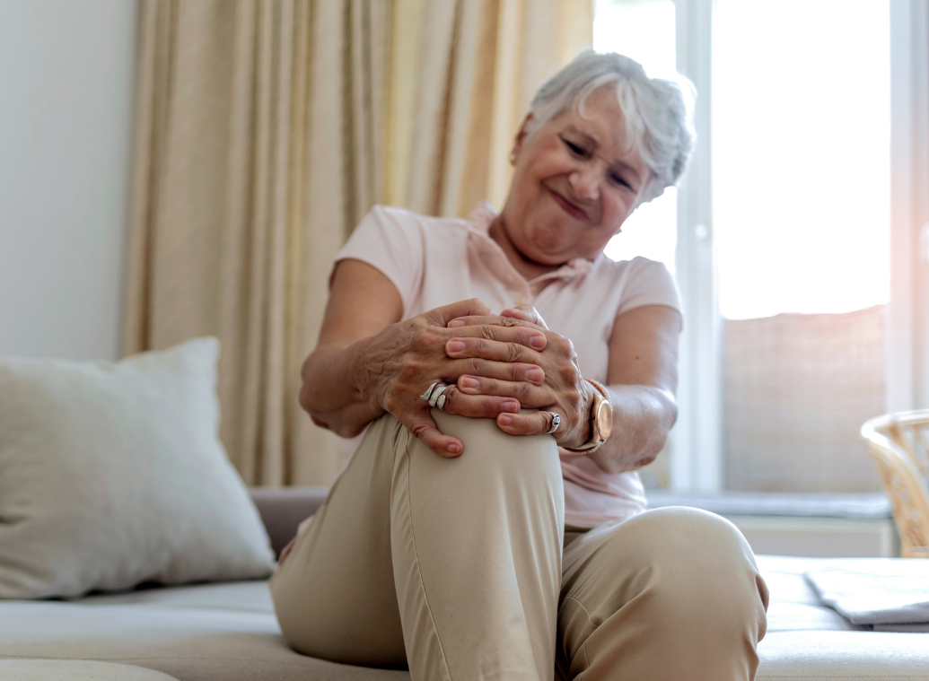 Arthrose et inégalités sociales : pourquoi certaines personnes souffrent plus ?