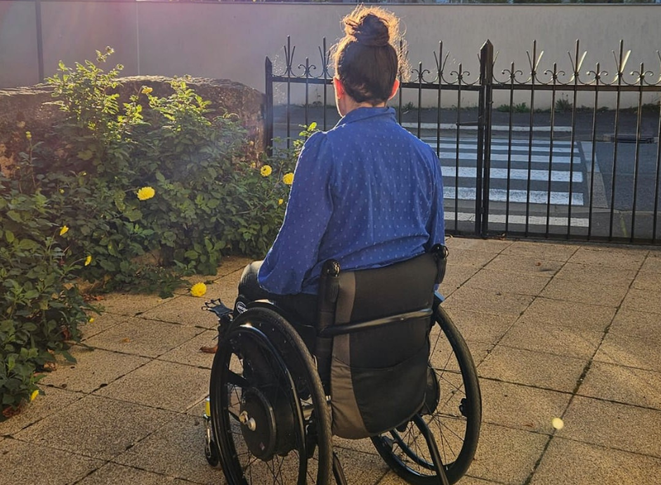 Entre douleurs et résilience : le parcours de Marine avec la syringomyélie et l’algie vasculaire de la face (AVF)